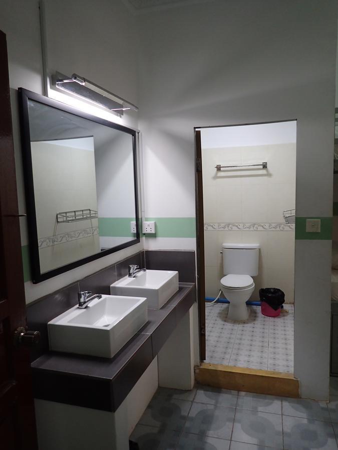 Lazy Gecko Guesthouse Phnom Pen Exterior foto